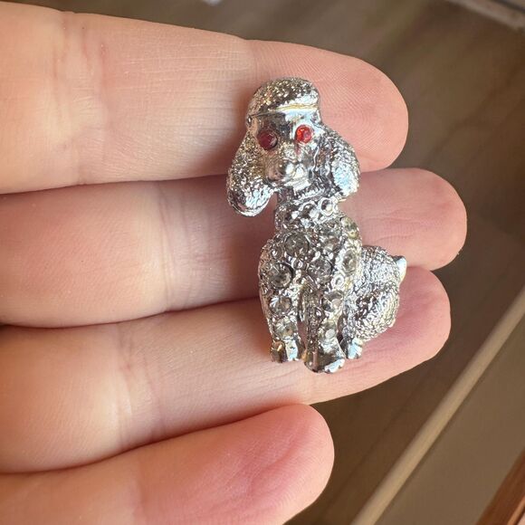 Vintage Poodle Brooch Pin Rhinestone Silver Tone Poodle Dog Brooch - Picture 2 of 3